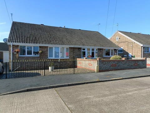 View Full Details for Chevy Chase, Bilton, Hull