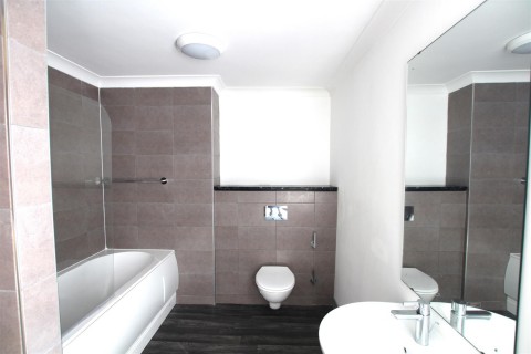 View Full Details for Leads Road, Hull